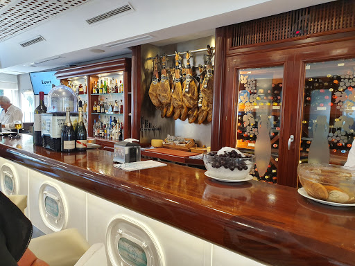 Información y opiniones sobre El Mero de Benalmádena