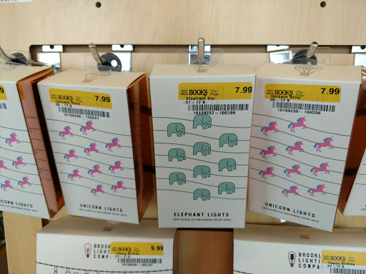 Book Store «Half Price Books», reviews and photos, 8107 E. Broad St., Reynoldsburg, OH 43068, USA