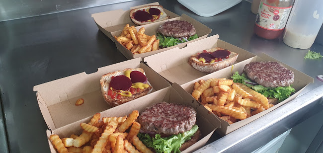 Reviews of Towbar Burgers in Amberley - Caterer