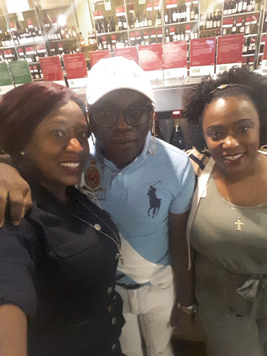 Wine Store «House Wine», reviews and photos, 644 High St, Columbus, OH 43085, USA