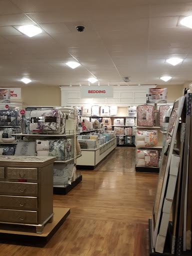 Department Store «T.J. Maxx & HomeGoods», reviews and photos, 715 E Dundee Rd, Palatine, IL 60074, USA