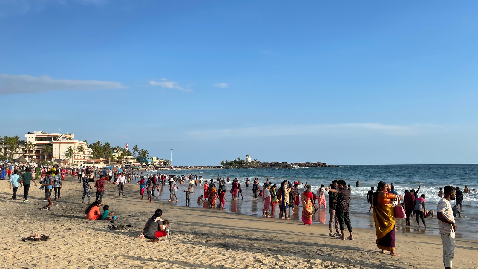 Fotografie cu Kovalam Beach zonele de facilități