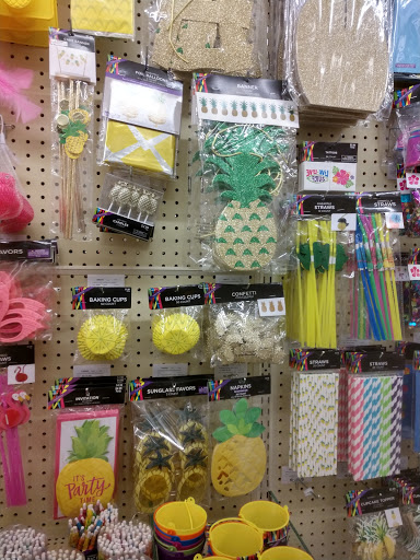 Craft Store «Hobby Lobby», reviews and photos, 2808 Business Center Dr, Pearland, TX 77584, USA