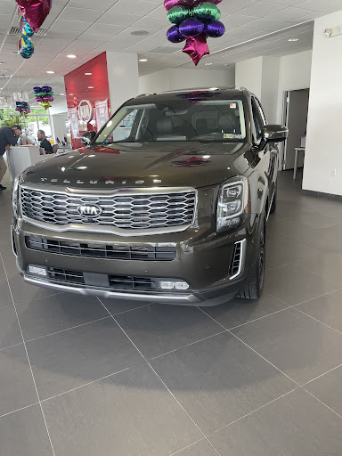 Kia Dealer «Monroeville Kia», reviews and photos, 3721 William Penn Hwy, Monroeville, PA 15146, USA