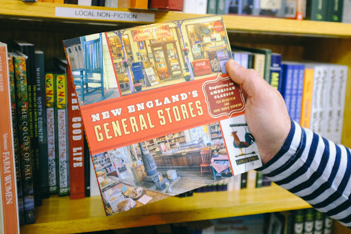 Book Store «Phoenix Books Burlington», reviews and photos, 191 Bank St, Burlington, VT 05401, USA