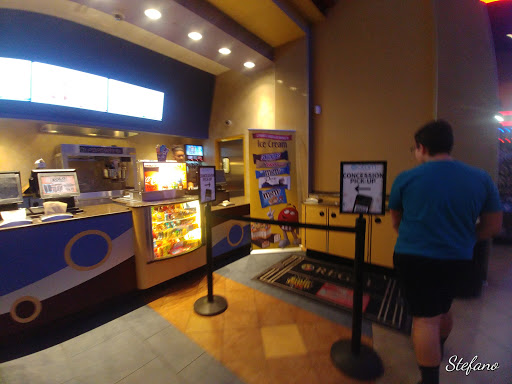 Movie Theater «Regal Cinemas Broward Stadium 12 & RPX», reviews and photos, 8000 W Broward Blvd, Plantation, FL 33388, USA