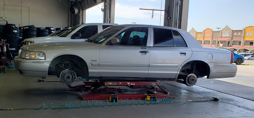 Tire Shop «Discount Tire Store - Irving, TX», reviews and photos, 3516 W Airport Fwy, Irving, TX 75062, USA