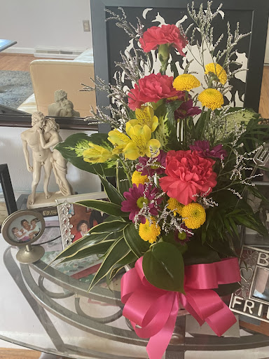 Florist «Mt. Washington Florist», reviews and photos, 1967 8 Mile Rd, Cincinnati, OH 45255, USA