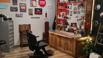Coiffeur barbier "Le 1976" à Saint-Céré