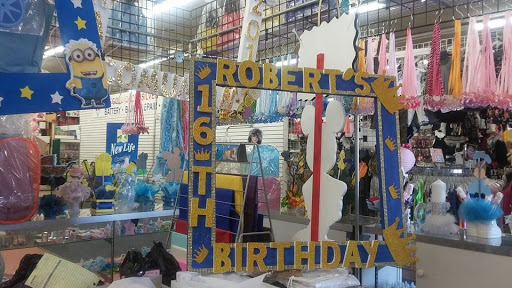 Discount Store «Rialto Discount Mall», reviews and photos, 463 E Foothill Blvd, Rialto, CA 92376, USA