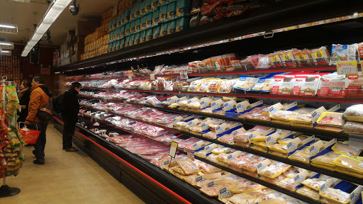 Supermarket «Associated Supermarket», reviews and photos, 3754 90th St, Flushing, NY 11372, USA