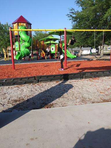 Community Center «Harris M Saxon Community Center and Park», reviews and photos, 2329 California St, Deltona, FL 32738, USA