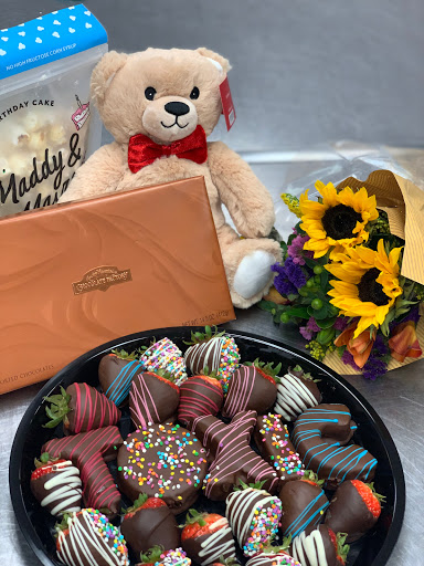 Gift Shop «Edible Arrangements», reviews and photos, 204 Main St, New Britain, CT 06051, USA