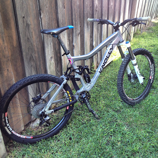 Bicycle Repair Shop «Bicycle Pit Stop», reviews and photos, 667 Alexander St, Glendale, CA 91203, USA