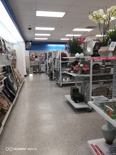 Clothing Store «Ross Dress for Less», reviews and photos, 8361 On the Mall, Buena Park, CA 90620, USA