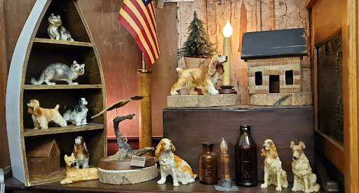 Antique Store «M & M Antiques & Collectibles», reviews and photos, 123 N Lewis St, Monroe, WA 98272, USA