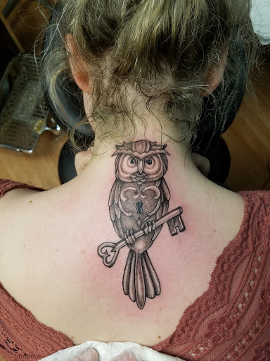 Tattoo Shop «Illustrator Tattoos», reviews and photos, 38505 Chestnut Ridge Rd, Elyria, OH 44035, USA