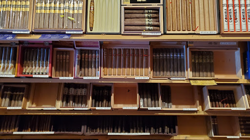 Tobacco Shop «Tobacco Grove», reviews and photos, 8069 Wedgewood Ln N, Maple Grove, MN 55369, USA