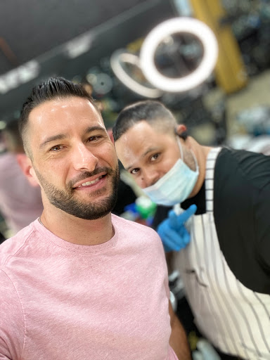 Barber Shop «TwinCutZ», reviews and photos, 9918 Gulf Coast Main St #140, Fort Myers, FL 33913, USA