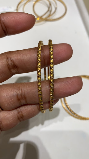 Jeweler «Khanna & Sons Jewelers», reviews and photos, 800 E Chatham St, Cary, NC 27511, USA