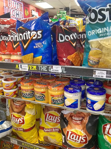 Convenience Store «McCormick Market», reviews and photos, 80 E Cermak Rd C, Chicago, IL 60616, USA