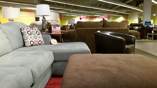 Furniture Store «Art Van Furniture - Warren - 8 Mile», reviews and photos, 13855 East 8 Mile Road, Warren, MI 48089, USA