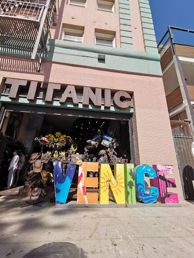 Boutique «Titanic Boutique», reviews and photos, 405 Ocean Front Walk, Venice, CA 90291, USA
