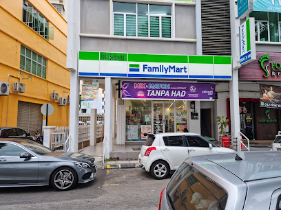FamilyMart Jalan Perak
