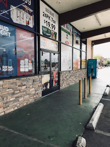 Liquor Store «Lucky Market Liquor, Beer, Wine», reviews and photos, 16401 N Cave Creek Rd, Phoenix, AZ 85032, USA