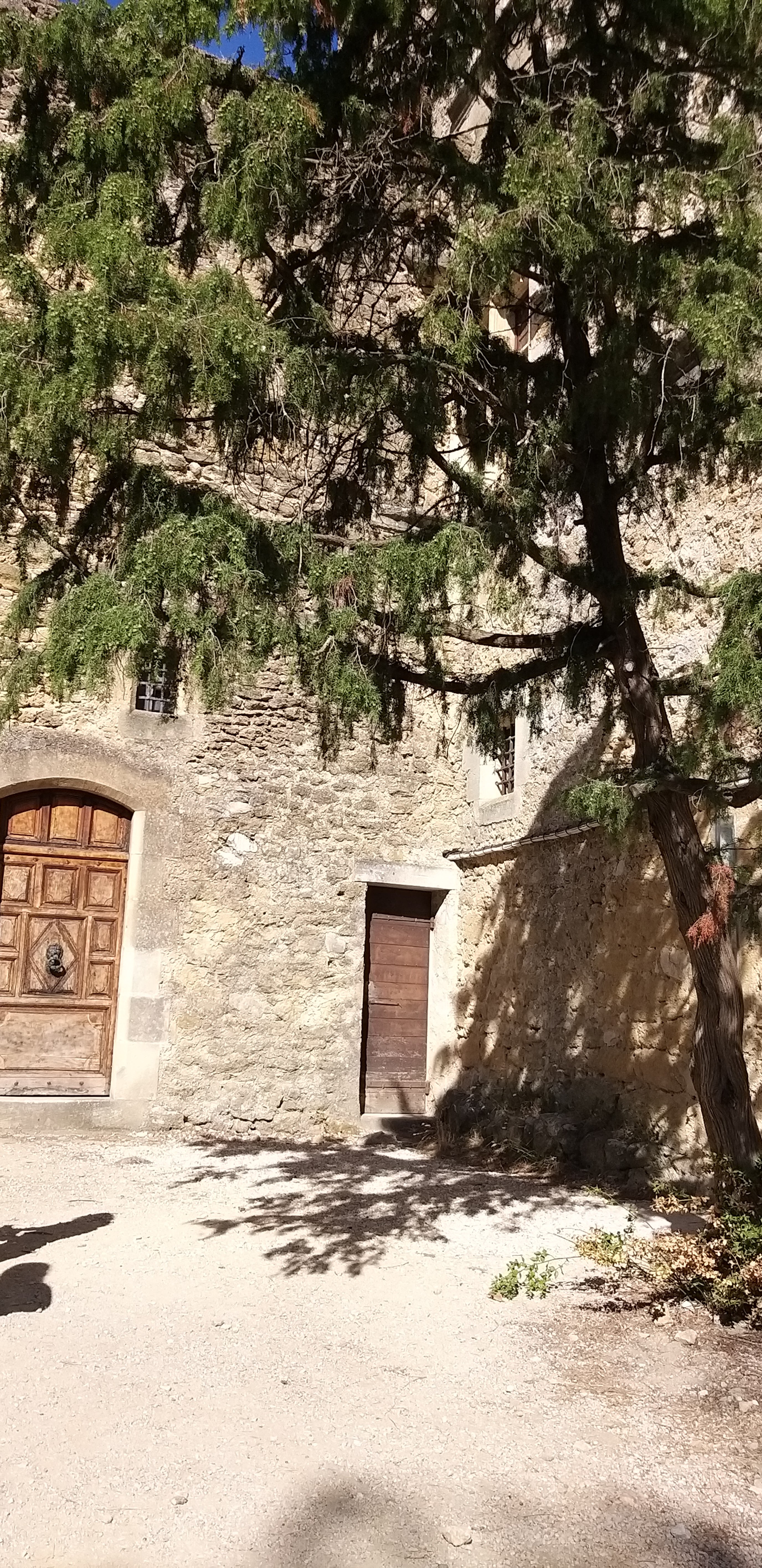 Photo n° 46 de l'avis de unmecdesannees80. fait le 27/08/2019 à 18:09