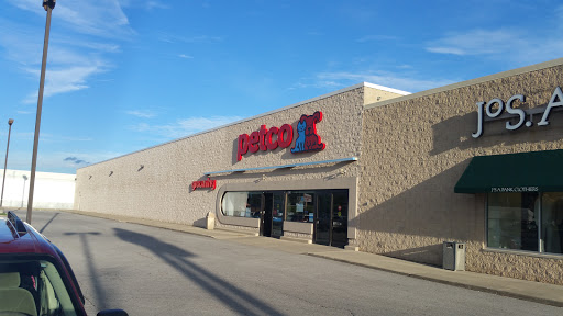 Pet Supply Store «Petco Animal Supplies», reviews and photos, 5027 Monroe St, Toledo, OH 43623, USA