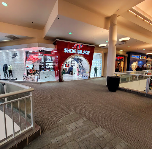 Shoe Store «Shoe Palace», reviews and photos, 2134 Montebello Town Center #2040, Montebello, CA 90640, USA