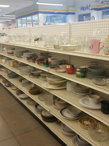 Thrift Store «Goodwill», reviews and photos