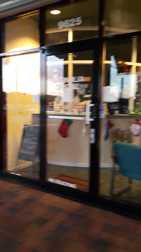 Movie Theater «Regal Cinemas Magnolia Place 16», reviews and photos, 9645 Westview Dr, Coral Springs, FL 33076, USA