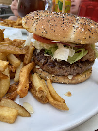 Plats et boissons du Restaurant de hamburgers Cece burger à Agde - n°5