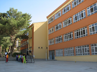 Cumhuriyet Lisesi