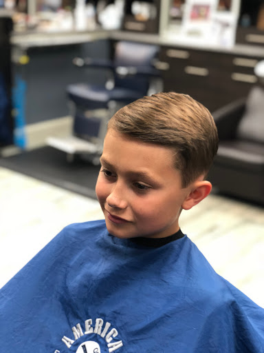 Barber Shop «Alpharetta Barber Shop», reviews and photos, 5530 Windward Pkwy #220, Alpharetta, GA 30004, USA