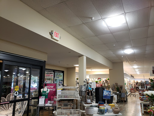 Department Store «HomeGoods», reviews and photos, 435 William Hilton Pkwy A, Hilton Head Island, SC 29926, USA