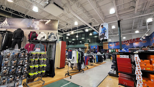 DICK'S Sporting Goods