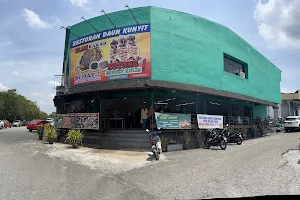 Restoran Daun Kunyit image