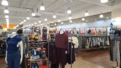 Outdoor Sports Store «Sierra Trading Post», reviews and photos, 215 N Maple Rd Unit 1F, Ann Arbor, MI 48103, USA
