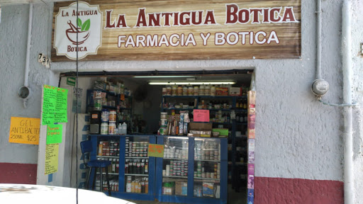 LA ANTIGUA BOTICA DE TLAQUEPAQUE