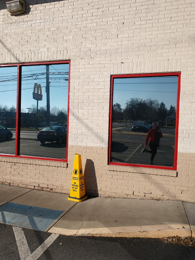 Tire Shop «Tires Plus», reviews and photos, 4610 Jonestown Rd, Harrisburg, PA 17109, USA