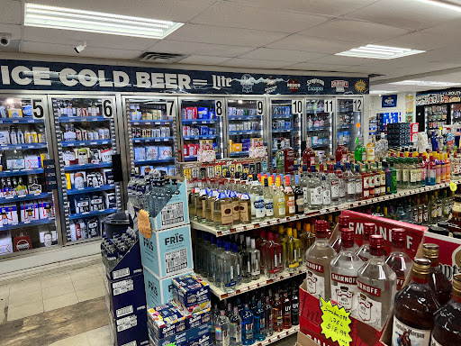 Liquor Store «Red Carpet Liquor», reviews and photos, 410 Pine Lake Ave, La Porte, IN 46350, USA