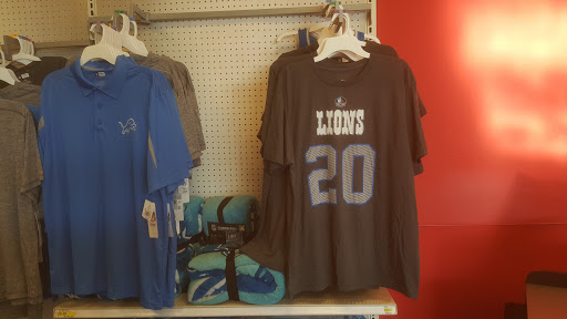 Department Store «Target», reviews and photos, 18000 Vernier Rd, Harper Woods, MI 48225, USA