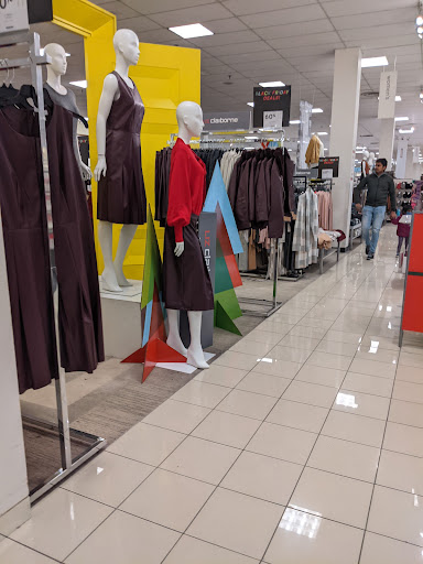 Shopping Mall «Warwick Mall», reviews and photos, 400 Bald Hill Rd, Warwick, RI 02886, USA