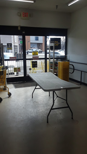 Discount Store «Dollar General», reviews and photos, 520 River Dr, Garfield, NJ 07026, USA