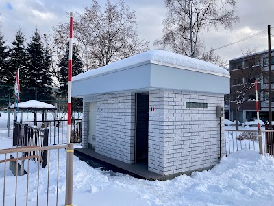 日新公園 身障者対応トイレ