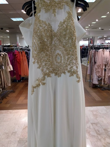 Shopping Mall «Vernon Hills Shopping Center», reviews and photos, 700 White Plains Post Road, Eastchester, NY 10709, USA