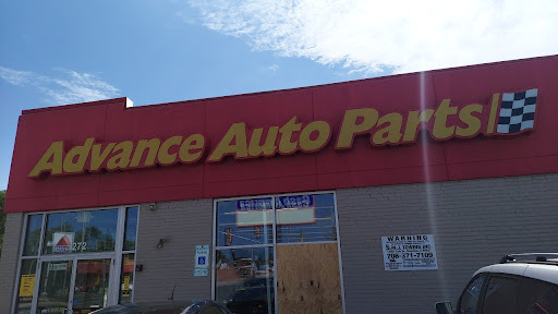 Auto Parts Store «Advance Auto Parts», reviews and photos, 272 E 147th St, Harvey, IL 60426, USA